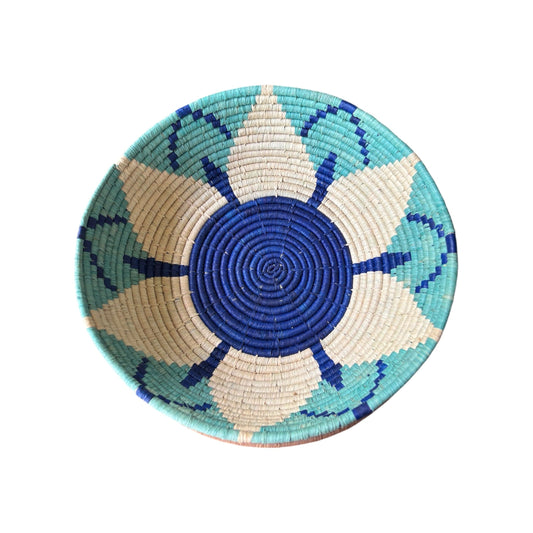 Patterned raffia bowl